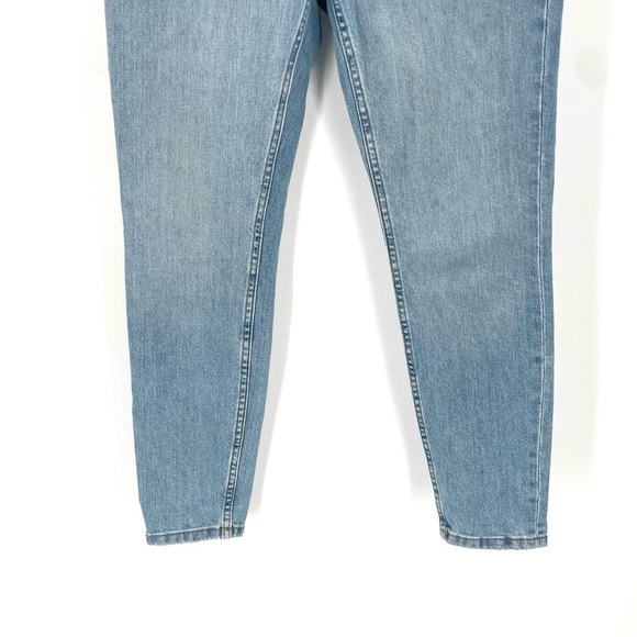 EVERLANE Light Blue Wash Straight Skinny Fitted Mid Rise Jeans - Picture 3 of 9